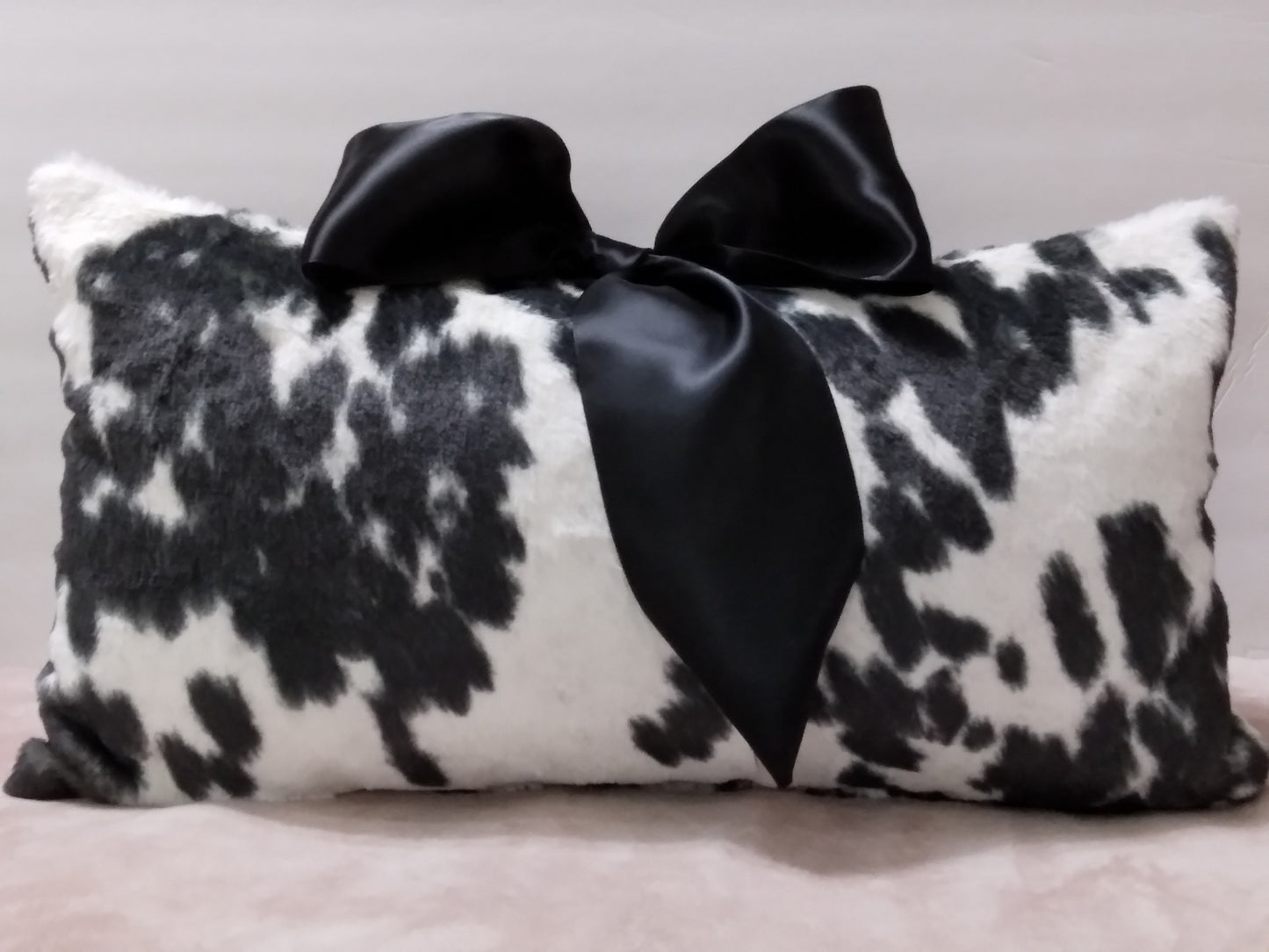 Show-Stopper Fur Pillow